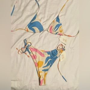 NWT AURELLE BIKINI SET